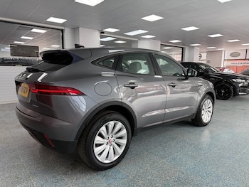 Used Jaguar E-Pace 2019 for sale - 76776696: Photo