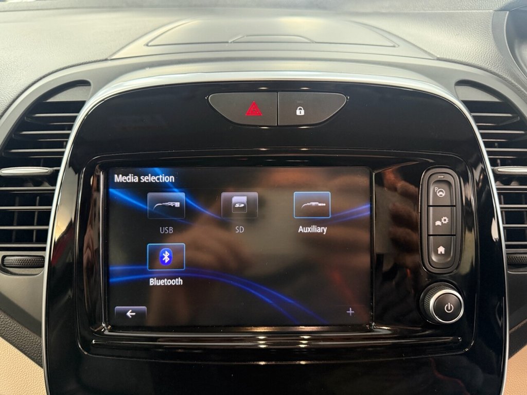 Used Renault Captur 2020 for sale - 77437026: Photo 38