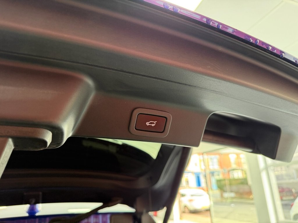 Used Jaguar F-Pace 2019 for sale - 76776581: Photo 14