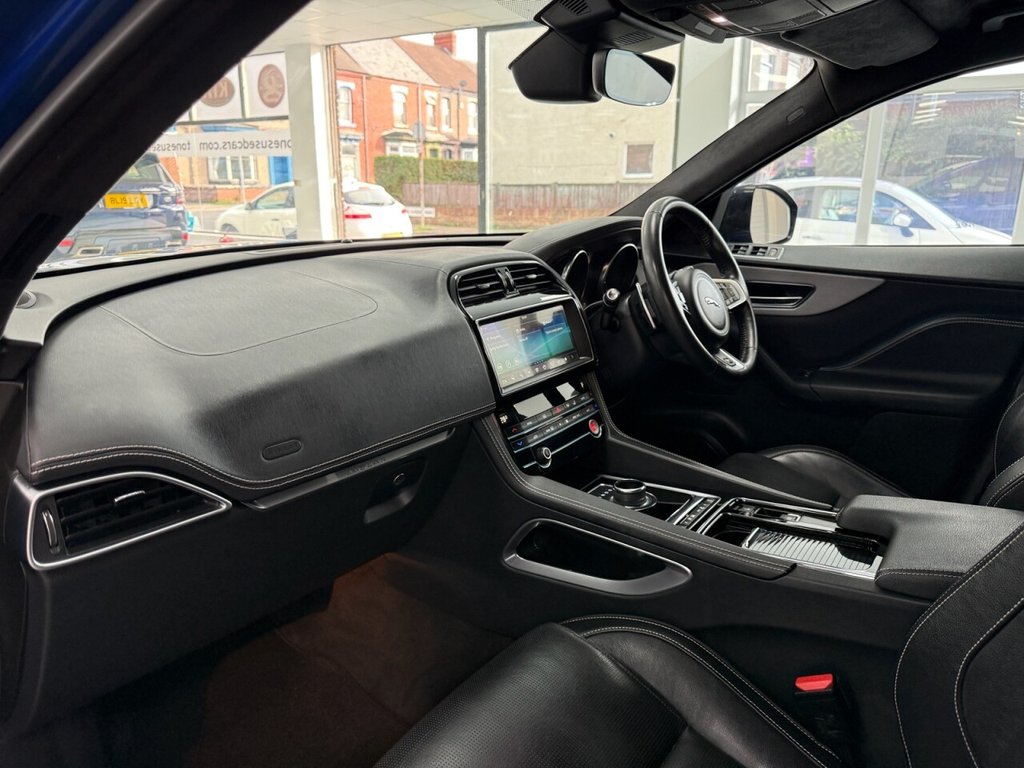 Used Jaguar F-Pace 2019 for sale - 76776581: Photo 18