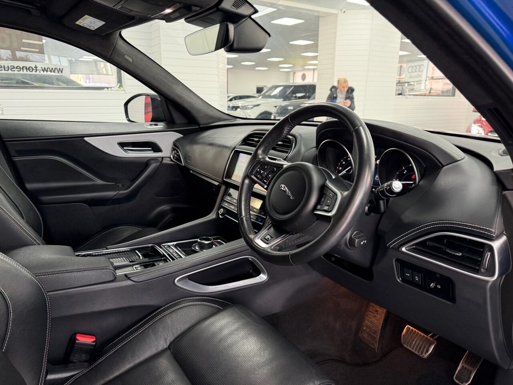 Used Jaguar F-Pace 2019 for sale - 76776581: Photo 30