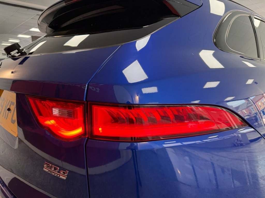 Used Jaguar F-Pace 2019 for sale - 76776581: Photo 9