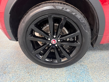 Used Jaguar E-Pace 2021 for sale - 77153375: Photo