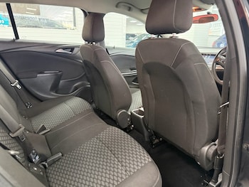 Used Vauxhall Astra 2017 for sale - 77655214: Photo