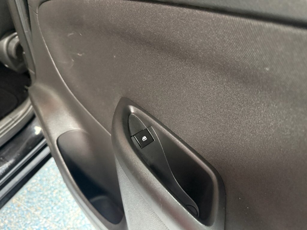 Used Vauxhall Astra 2017 for sale - 77655214: Photo 6