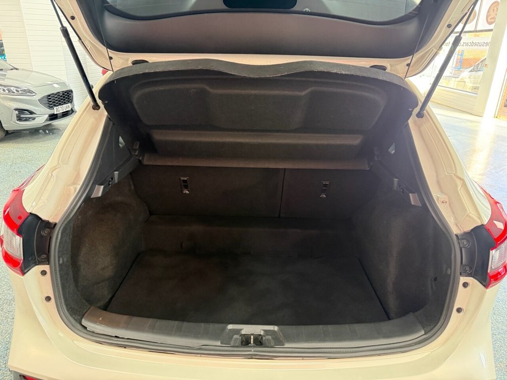 Used Nissan Qashqai 2020 for sale - 77655212: Photo 10