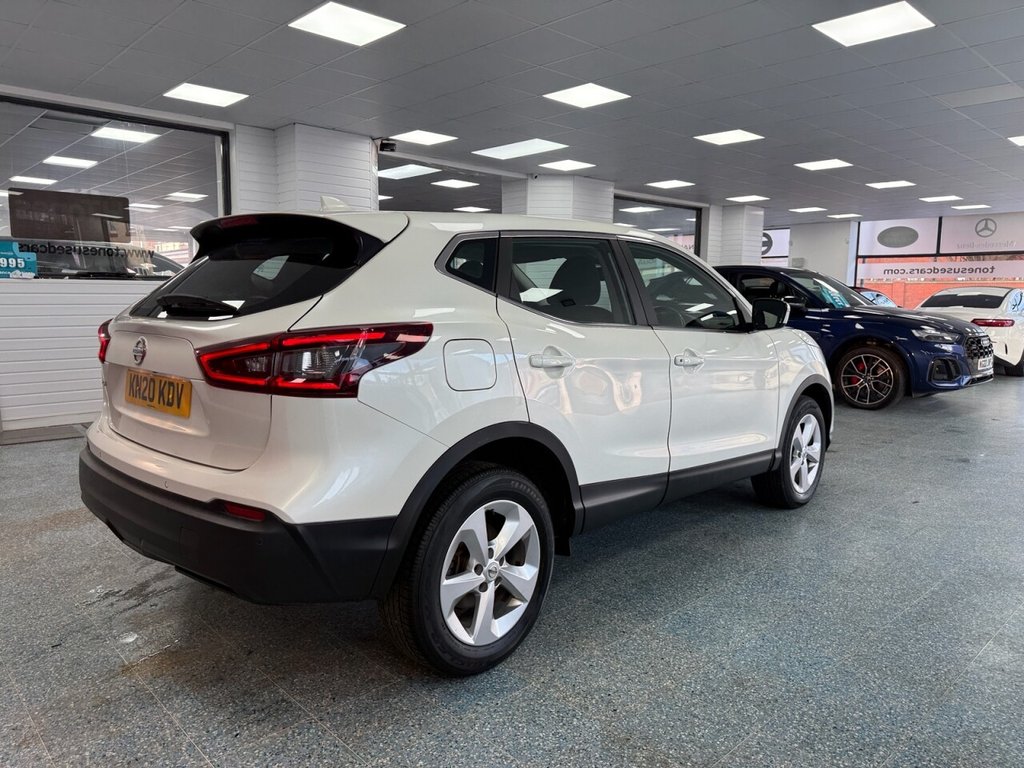 Used Nissan Qashqai 2020 for sale - 77655212: Photo 2