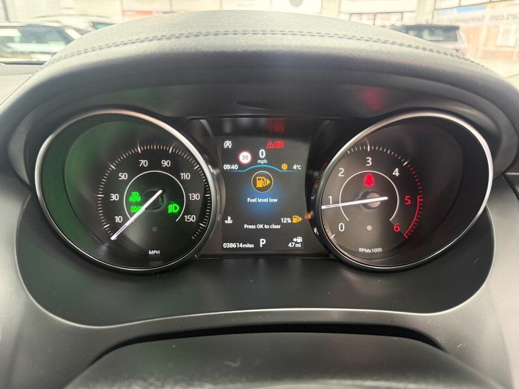 Used Jaguar E-Pace 2019 for sale - 77227336: Photo 38