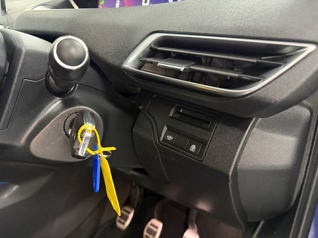 Used Peugeot 3008 2017 for sale - 77464110: Photo 28