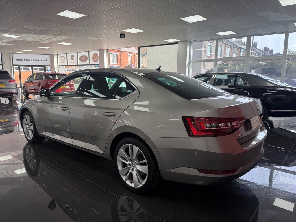 Used Skoda Superb 2017 for sale - 77981553: Photo 12
