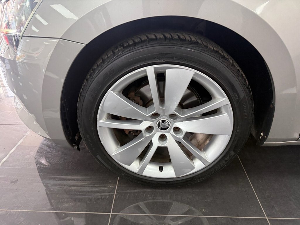 Used Skoda Superb 2017 for sale - 77981553: Photo 18