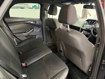 Used Ford Focus 2017 for sale - 79046847: Photo