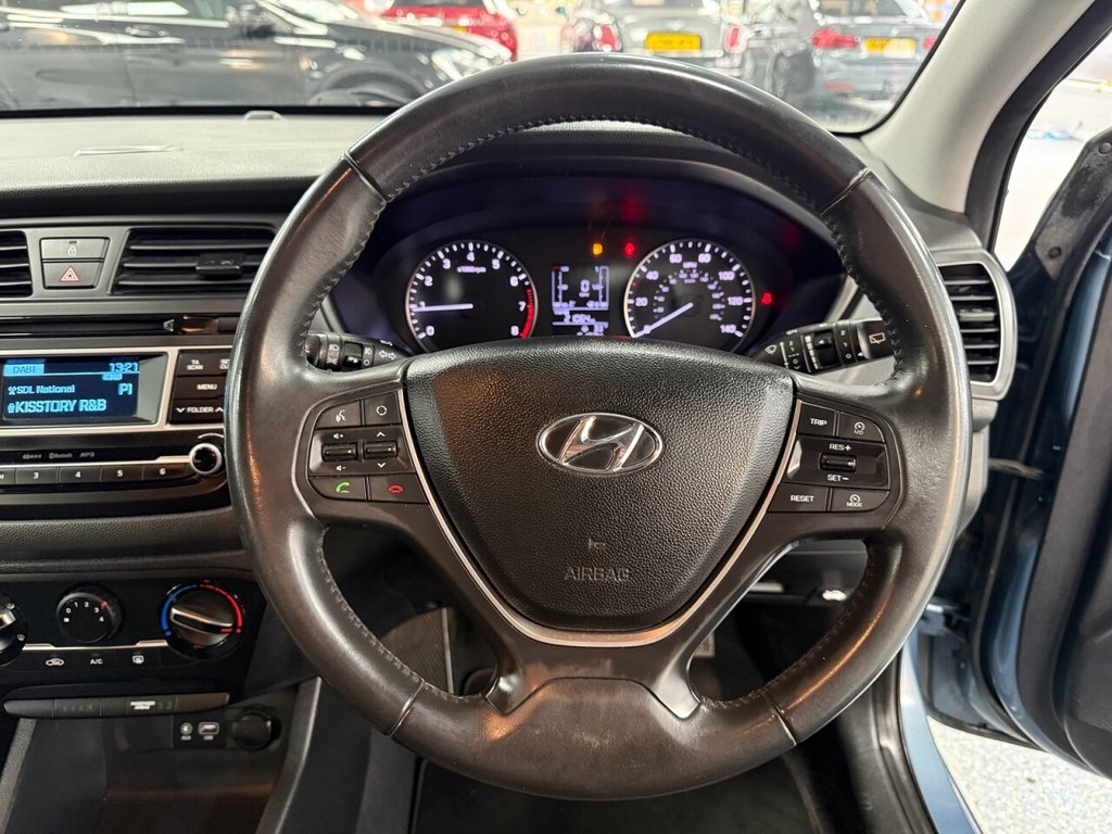 Used Hyundai i20 2018 for sale - 76776685: Photo 26