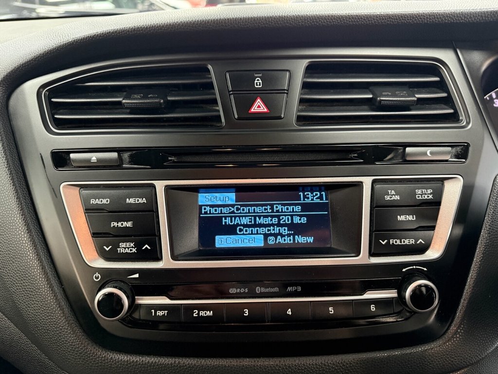 Used Hyundai i20 2018 for sale - 76776685: Photo 33