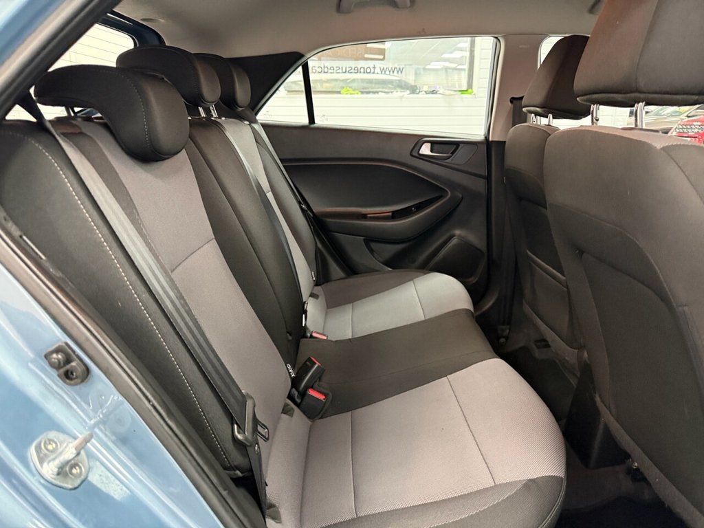 Used Hyundai i20 2018 for sale - 76776685: Photo 5