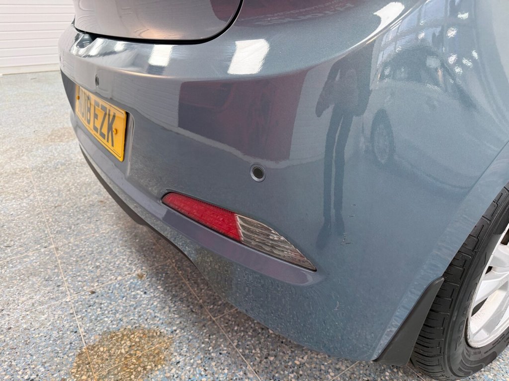 Used Hyundai i20 2018 for sale - 76776685: Photo 9