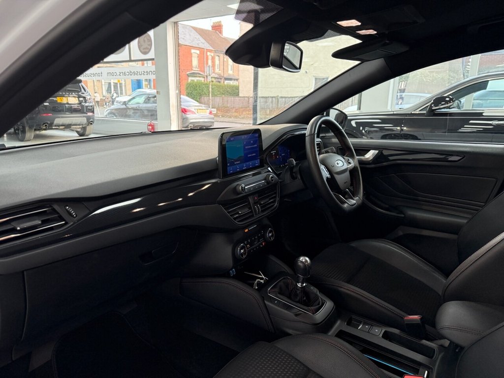 Used Ford Focus 2022 for sale - 76776662: Photo 15