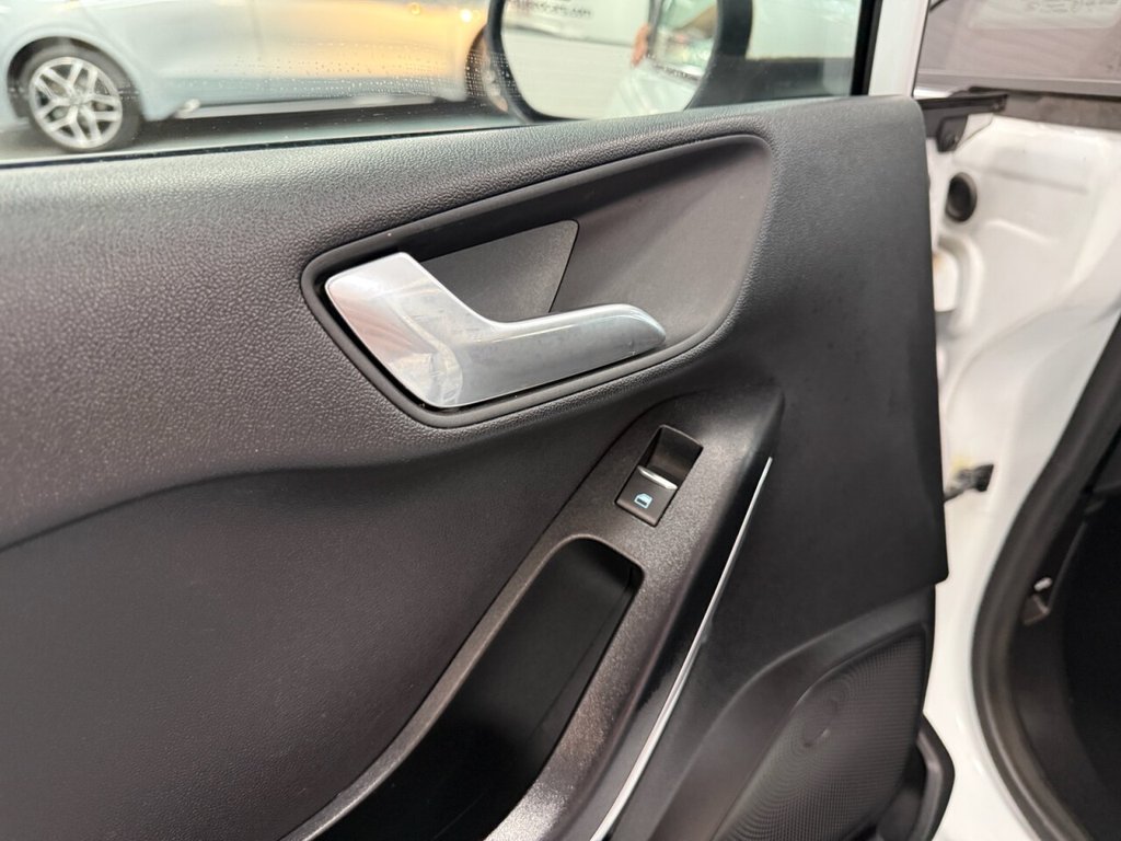 Used Ford Fiesta 2018 for sale - 76776629: Photo 15