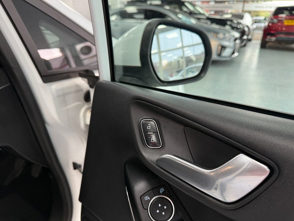 Used Ford Fiesta 2018 for sale - 76776629: Photo 23