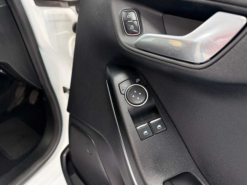 Used Ford Fiesta 2018 for sale - 76776629: Photo 24