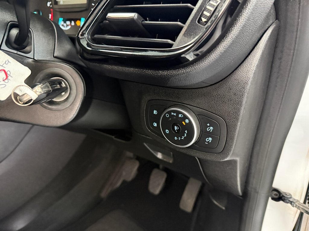 Used Ford Fiesta 2018 for sale - 76776629: Photo 25