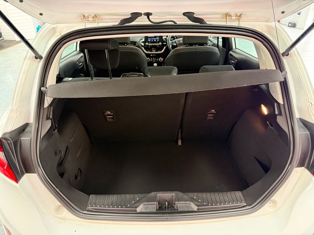 Used Ford Fiesta 2018 for sale - 76776629: Photo 8