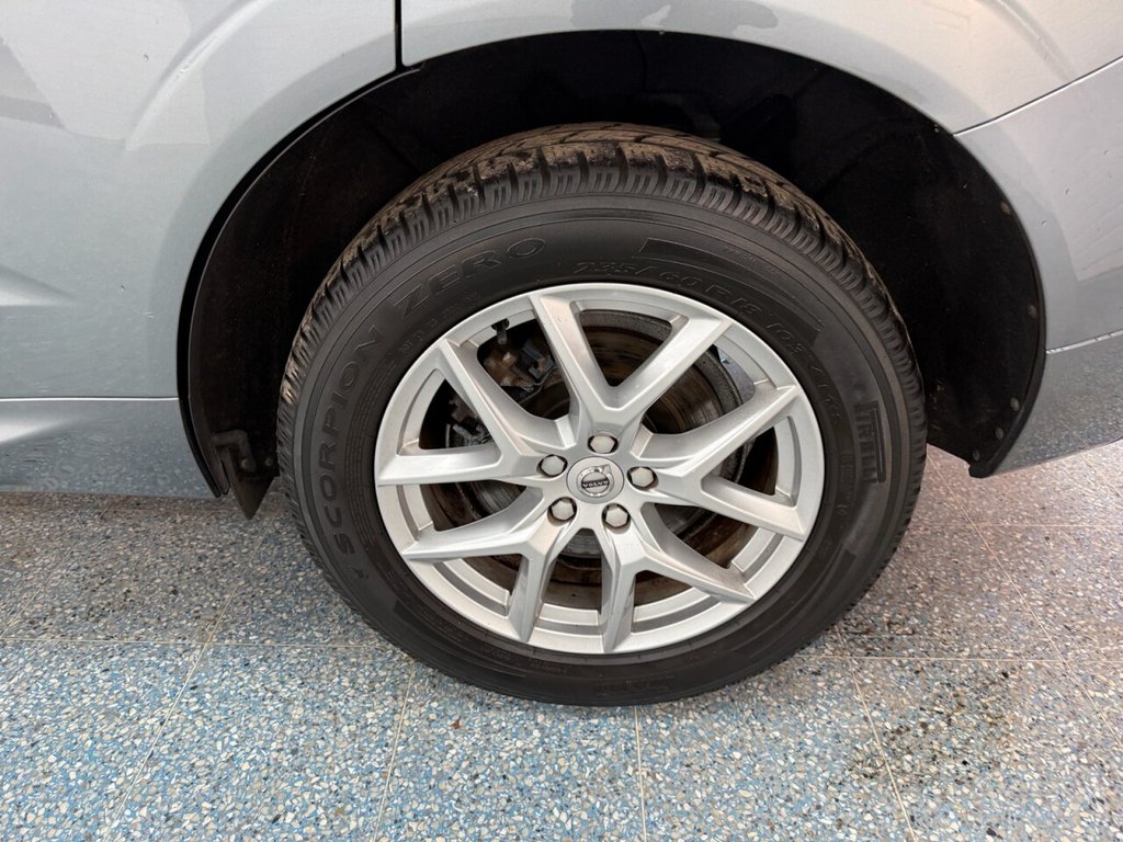 Used Volvo XC60 2018 for sale - 76797857: Photo 12