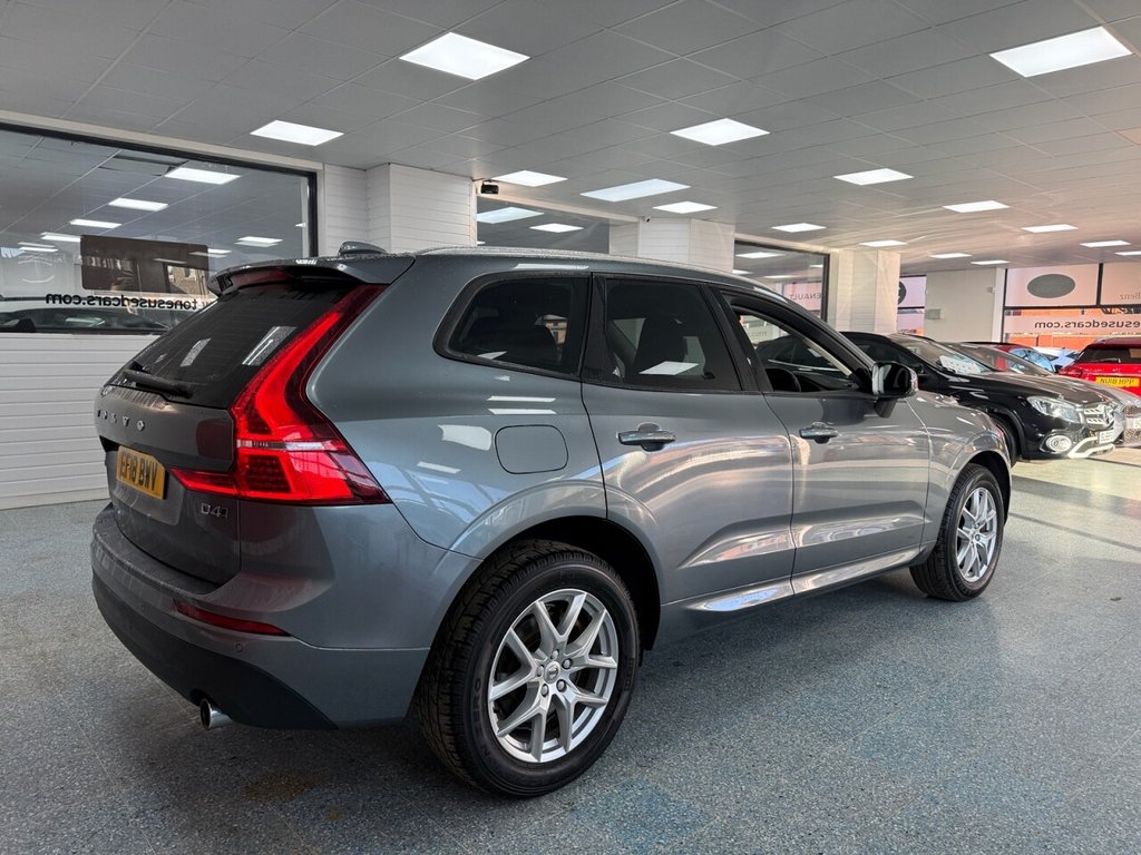 Used Volvo XC60 2018 for sale - 76797857: Photo 2