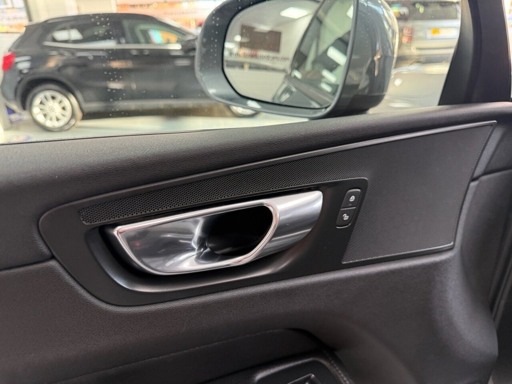 Used Volvo XC60 2018 for sale - 76797857: Photo 20