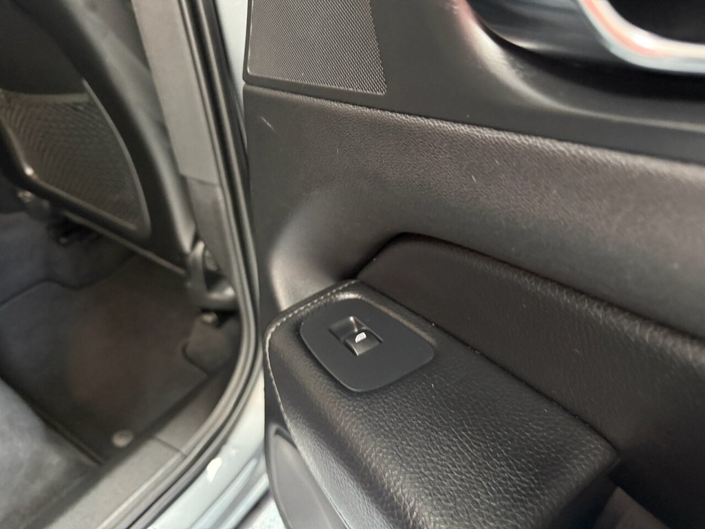 Used Volvo XC60 2018 for sale - 76797857: Photo 3