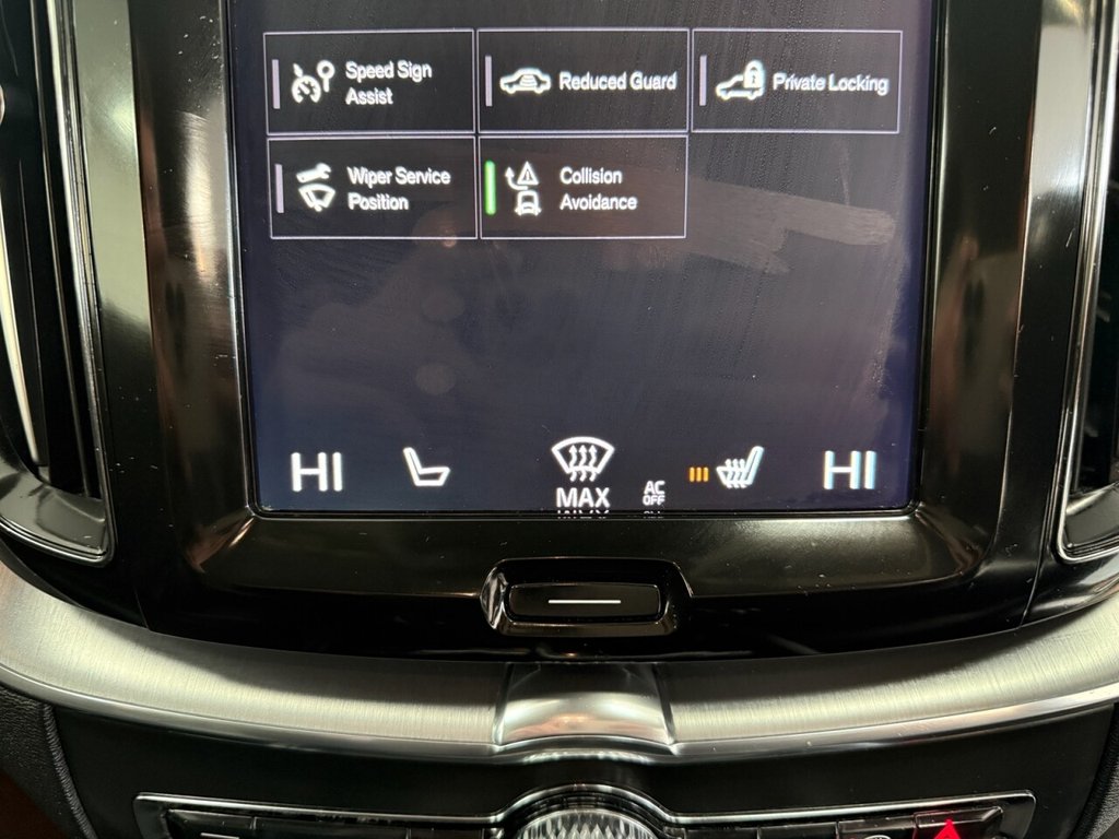 Used Volvo XC60 2018 for sale - 76797857: Photo 43