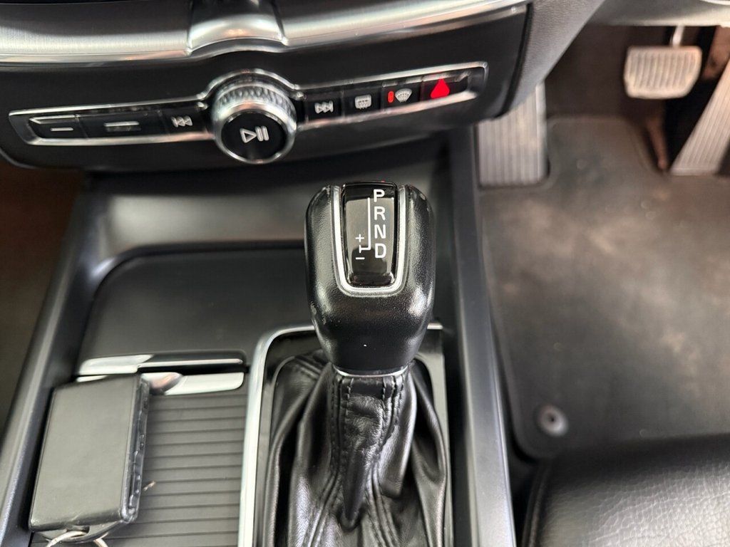 Used Volvo XC60 2018 for sale - 76797857: Photo 45