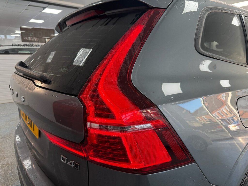 Used Volvo XC60 2018 for sale - 76797857: Photo 9