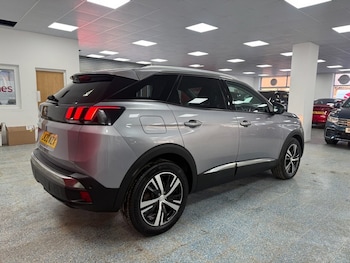 Used Peugeot 3008 2020 for sale - 77748876: Photo