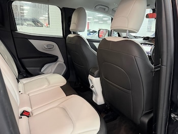 Used Jeep Renegade 2019 for sale - 77464241: Photo