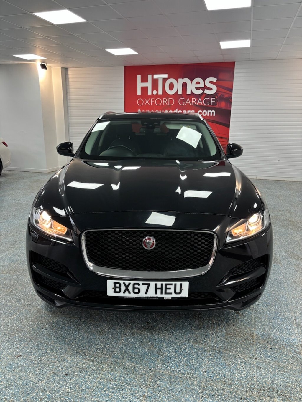 Used Jaguar F-Pace 2017 for sale - 77287644: Photo 13