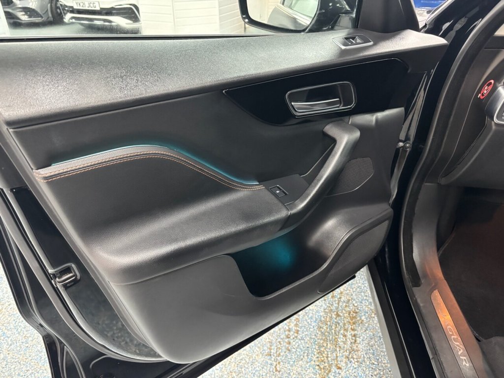 Used Jaguar F-Pace 2017 for sale - 77287644: Photo 33