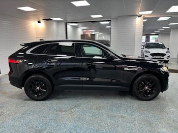 Used Jaguar F-Pace 2017 for sale - 77287644: Photo