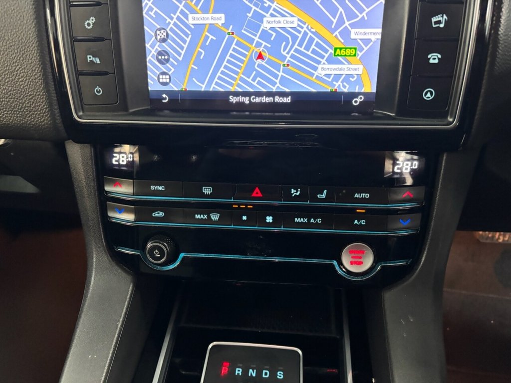 Used Jaguar F-Pace 2017 for sale - 77287644: Photo 43