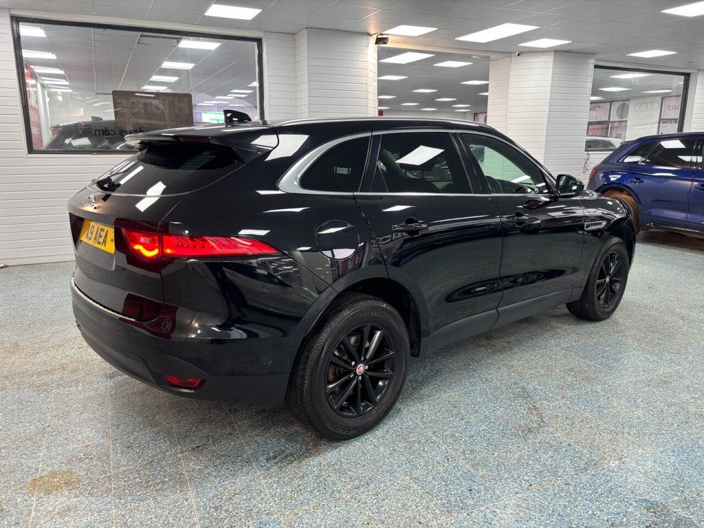 Used Jaguar F-Pace 2017 for sale - 77287644: Photo 5