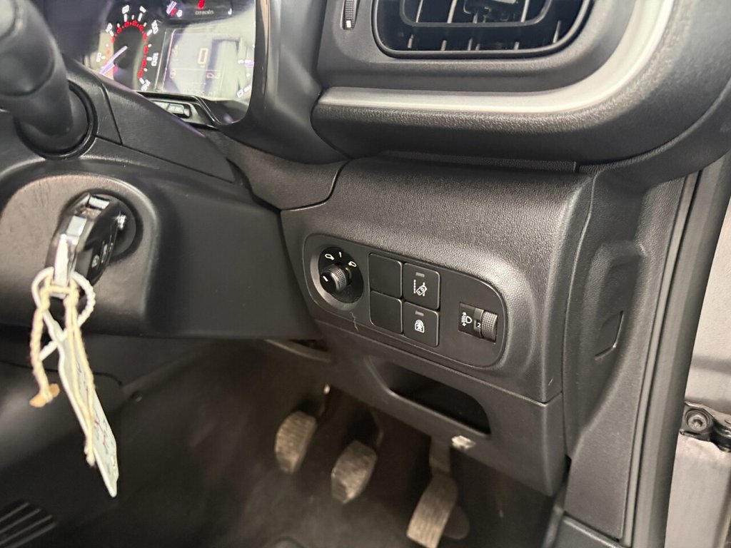 Used Citroen C3 2018 for sale - 76973777: Photo 24