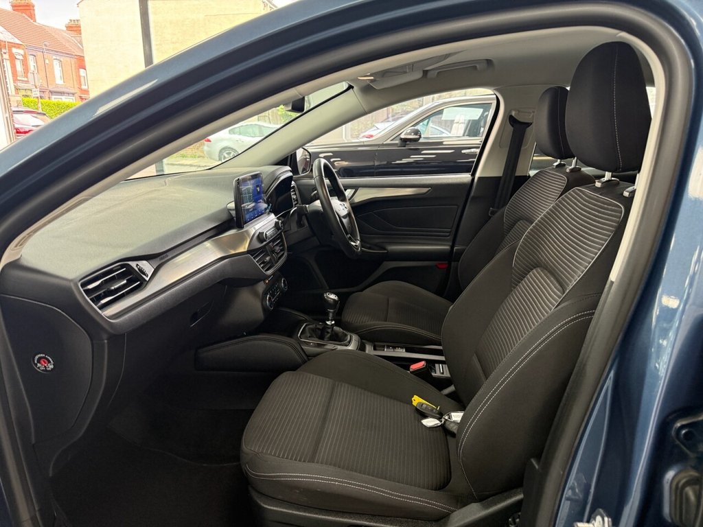 Used Ford Focus 2018 for sale - 76776559: Photo 14