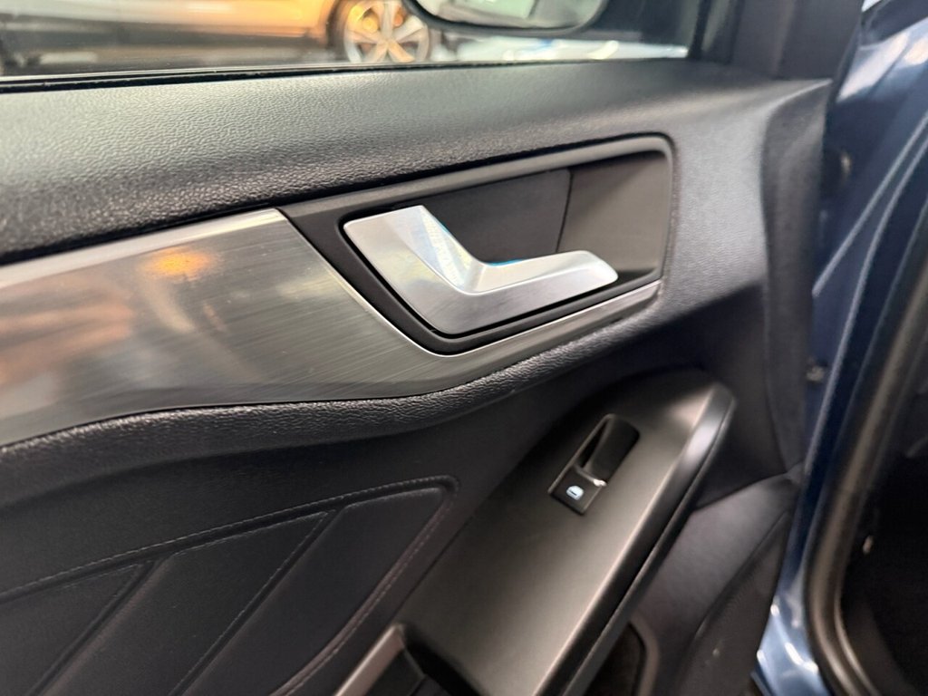 Used Ford Focus 2018 for sale - 76776559: Photo 15