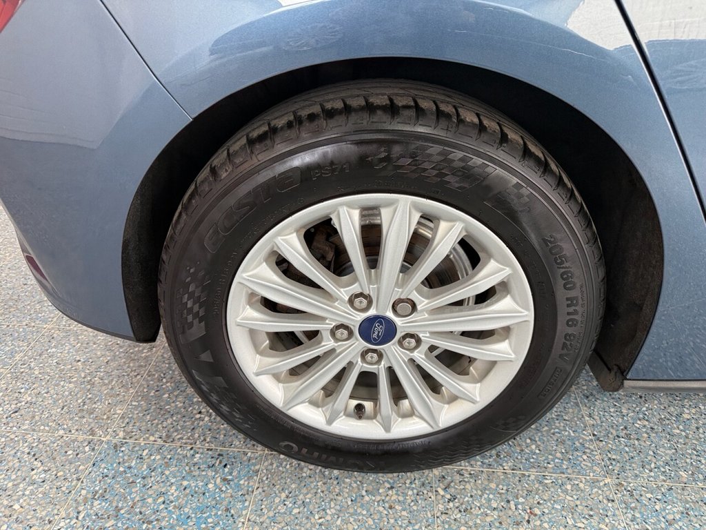 Used Ford Focus 2018 for sale - 76776559: Photo 3