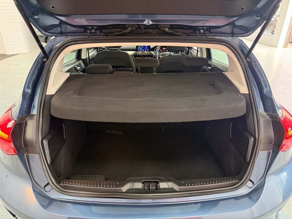 Used Ford Focus 2018 for sale - 76776559: Photo 9