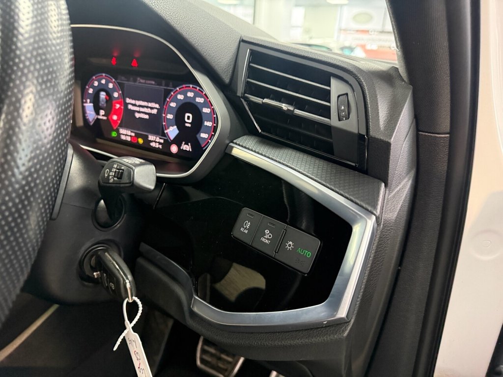 Used Audi Q3 2020 for sale - 77850327: Photo 29