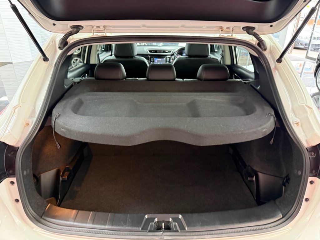 Used Nissan Qashqai 2017 for sale - 78044832: Photo 11