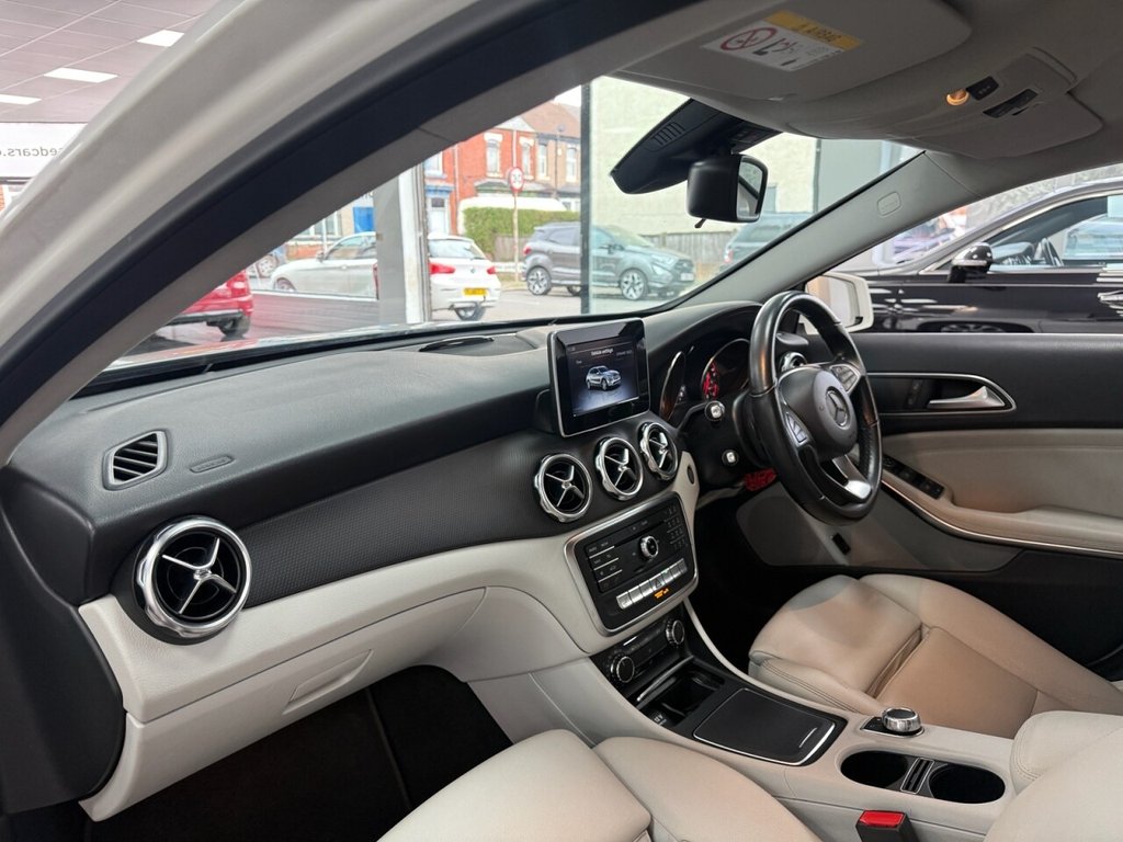 Used Mercedes-Benz GLA 2018 for sale - 78002614: Photo 14