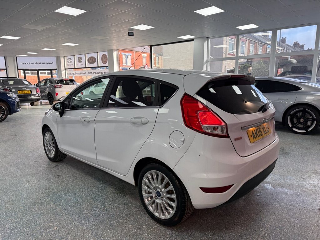 Used Ford Fiesta 2015 for sale - 77609052: Photo 10