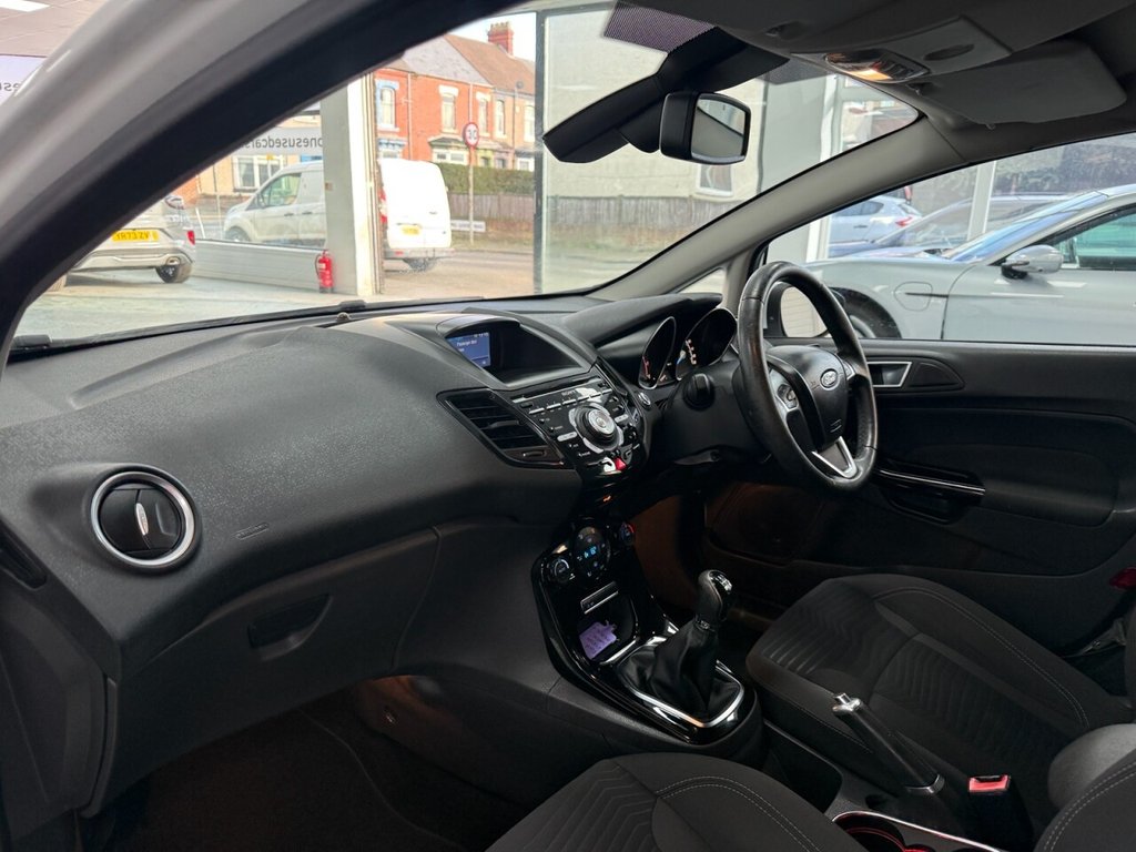 Used Ford Fiesta 2015 for sale - 77609052: Photo 12